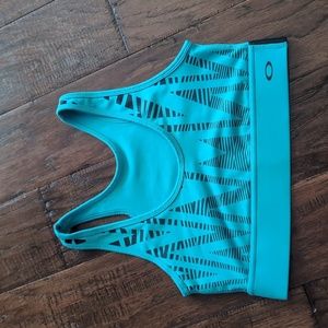 Oakley Sports Bra size Small